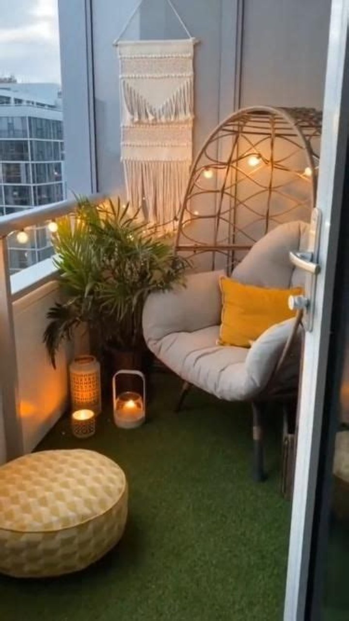 14 Cozy Balcony Ideas and Decor Inspiration Small balcony garden