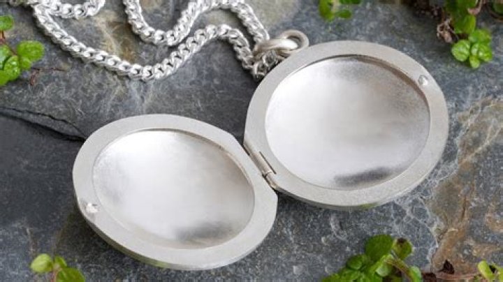 A Complete Guide To Recording On Lockets