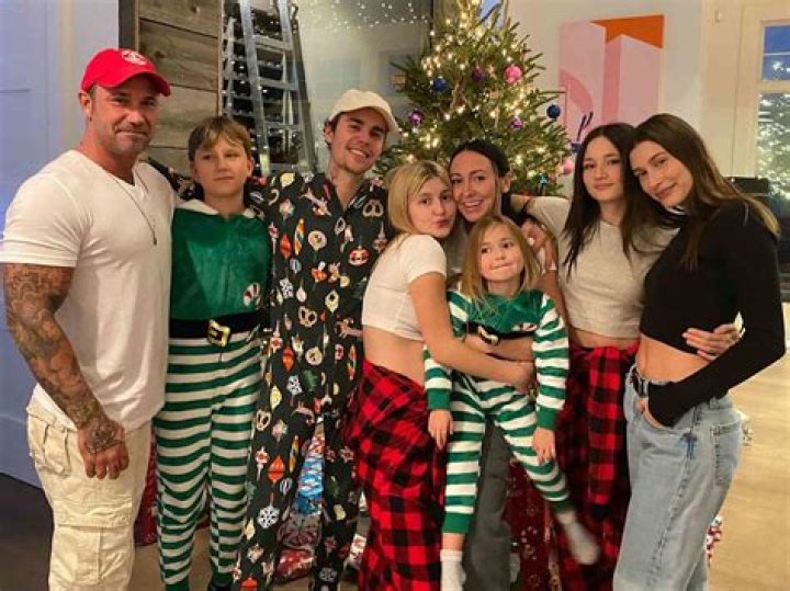 Age, Height, Parents, And Siblings Revealed