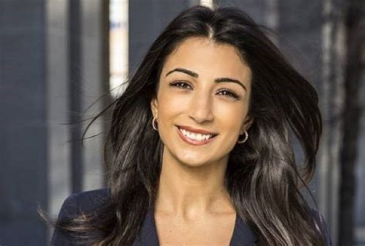 Age, Spouse, Height, Family, Salary, Net Worth & BIO