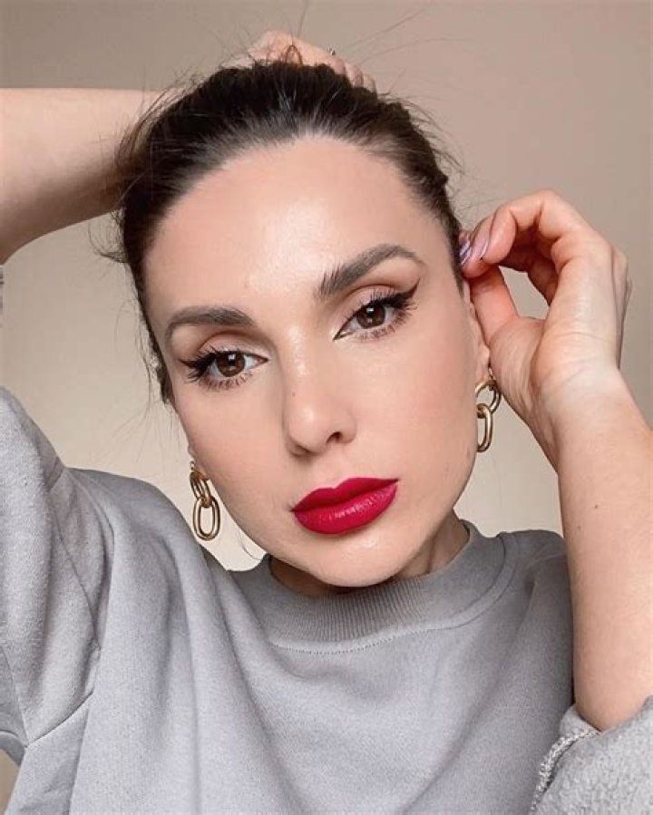 Ali Andreea - VlogJ