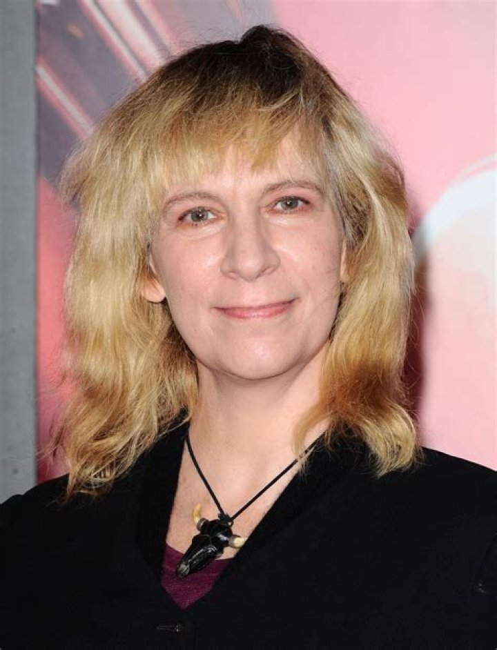 Amanda Plummer's Marital Journey: Uncovering Insights And Discoveries