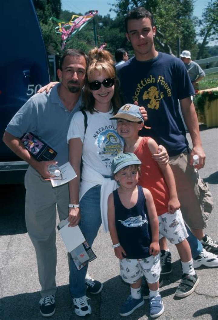 Annie Potts Spouse Instantly Loved Her Son & Made Her Feel like Family