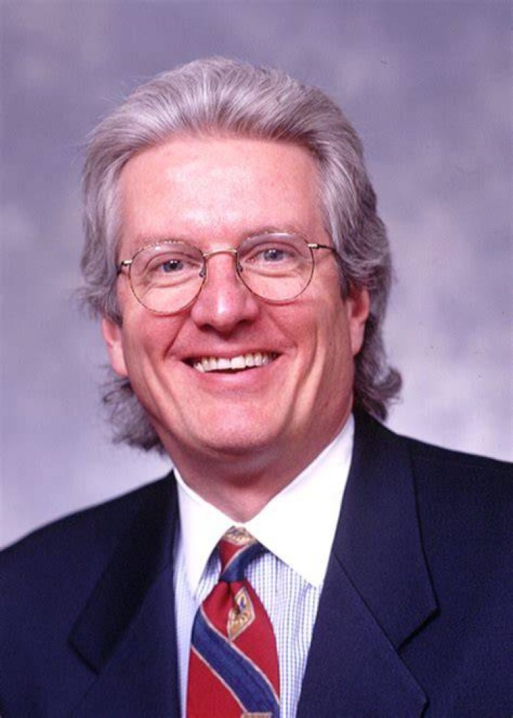 Dan Miller, former executive director of Iowa Public Television, dies