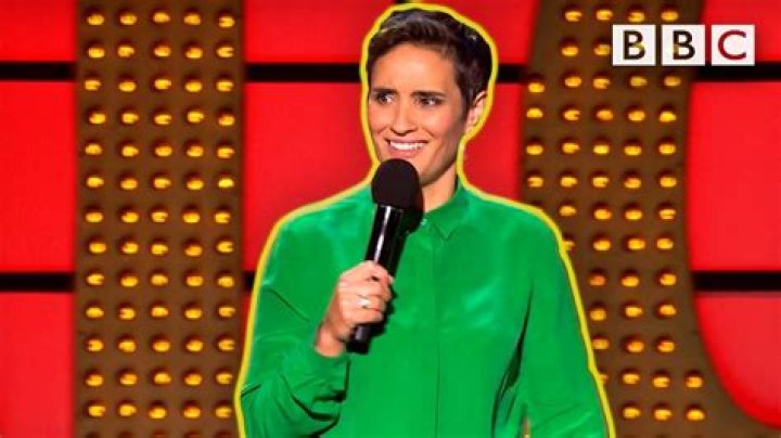 Does The Openly Bisexual Comedian Have A Girlfriend? ·