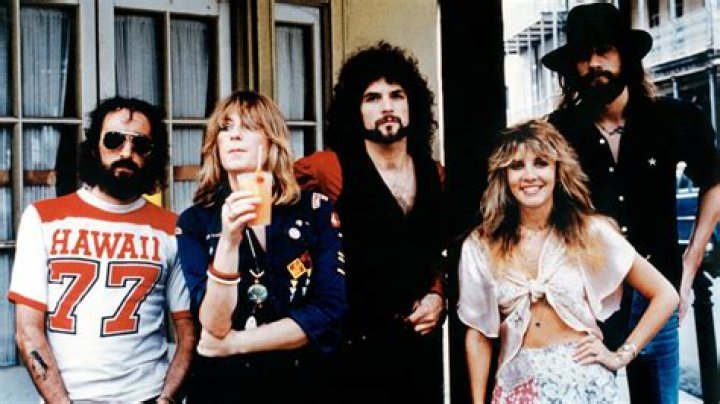 Fleetwood Macs Christine McVie Reveals Stevie Nicks Clever Nickname For Her