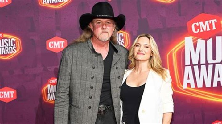 From Adkins' Ex-Wife To Empowered Individual