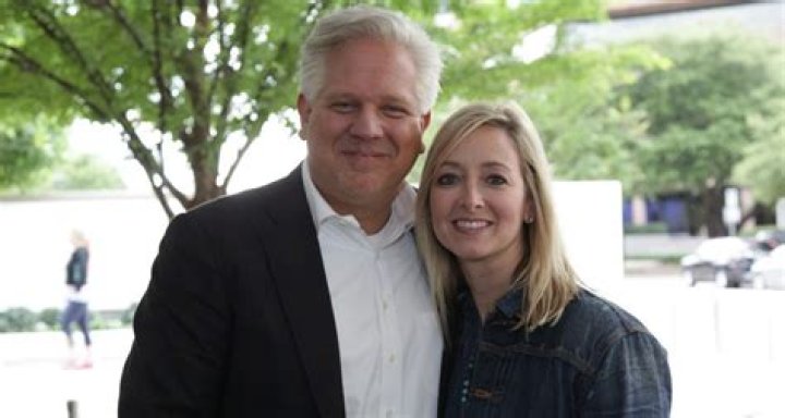 Glenn Beck – Biography, Wife, Family, Religion, What Happened To Him?