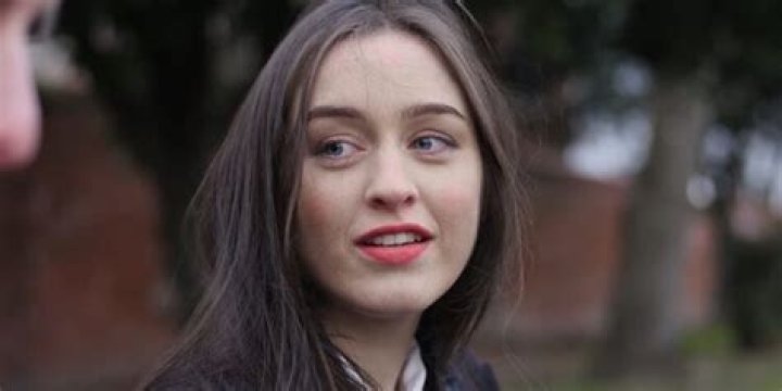 How Old is Actress Danielle Galligan? Biography , Age, Boyfriend And Instagram