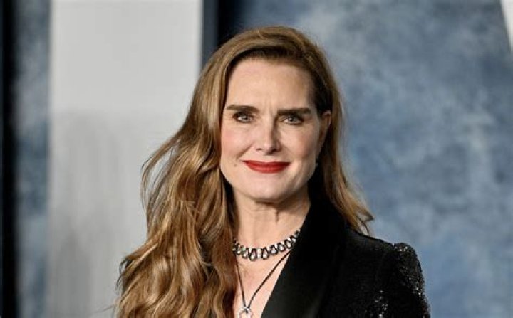 How To Navigate Brooke Shields' Legacy: A Comprehensive Wiki Bio