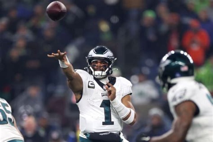Jalen Hurts Shows Up to the Eagles vs. Seahawks Clash in Jordan Gear After BeingDowngraded Due to I |