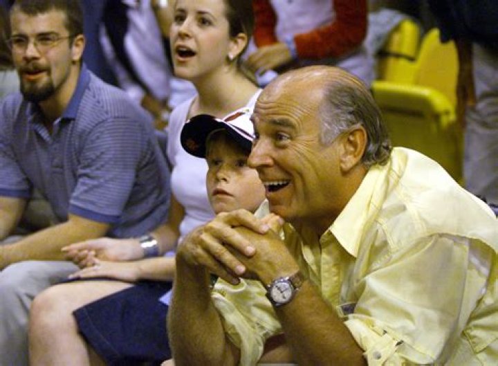 Jimmy Buffett's Son Is All Grown up & Happily Married |