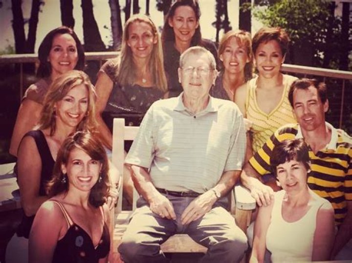 Kari Lake Mother: The Nurse Who Raised Nine Children