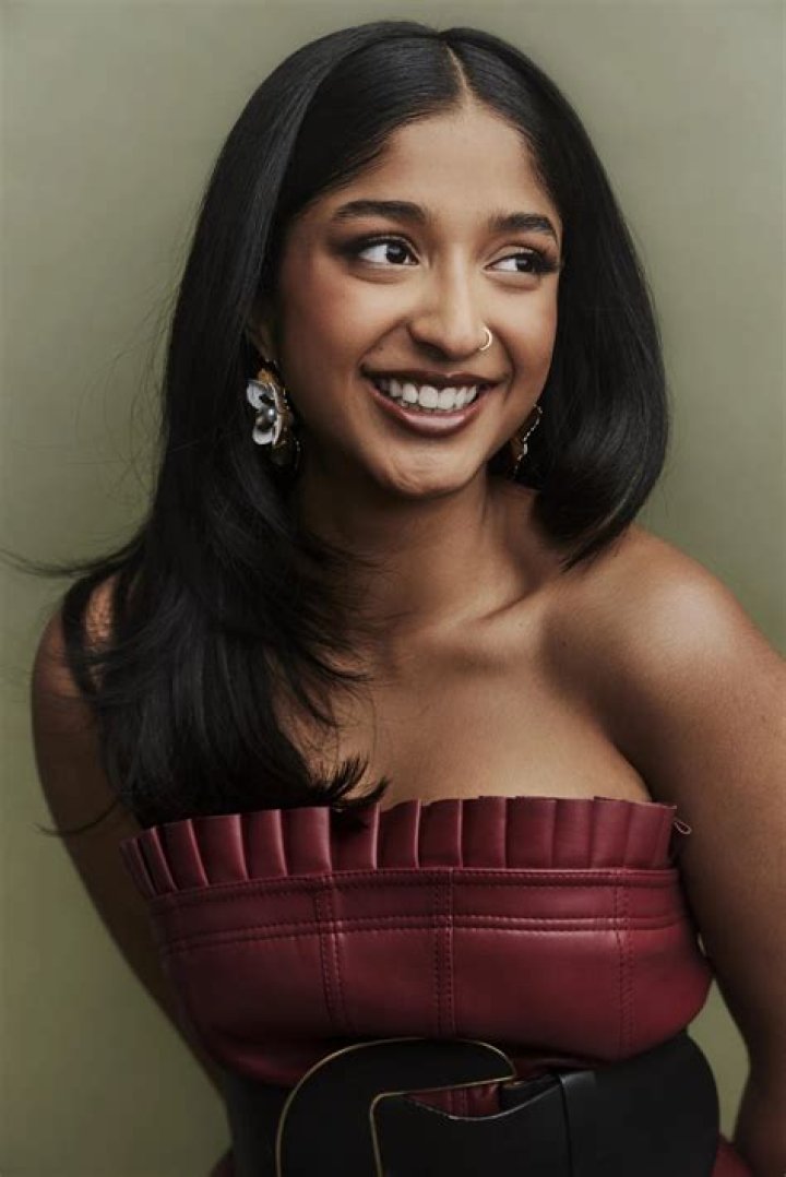Maitreyi Ramakrishnan (Model) Wiki, Bio, Age, Height, Weight, BF, Net