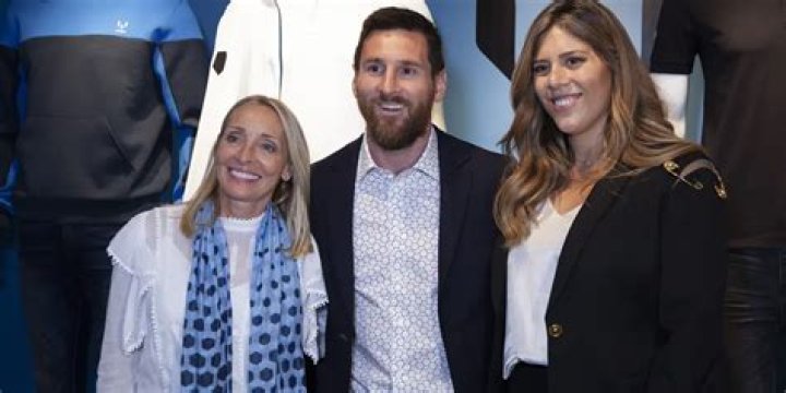 Maria Sol Messi- All About Lionel Messi Sister ·