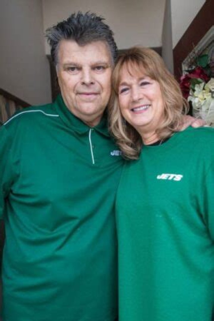 Mark Gastineau Spouse