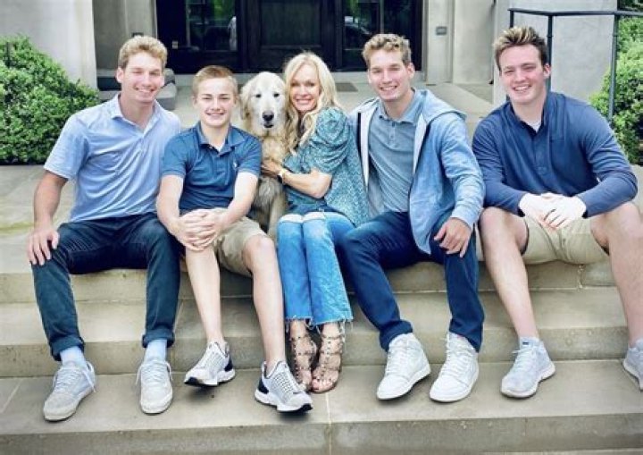 Meet Kirk Herbstreit's Inspiring Wife