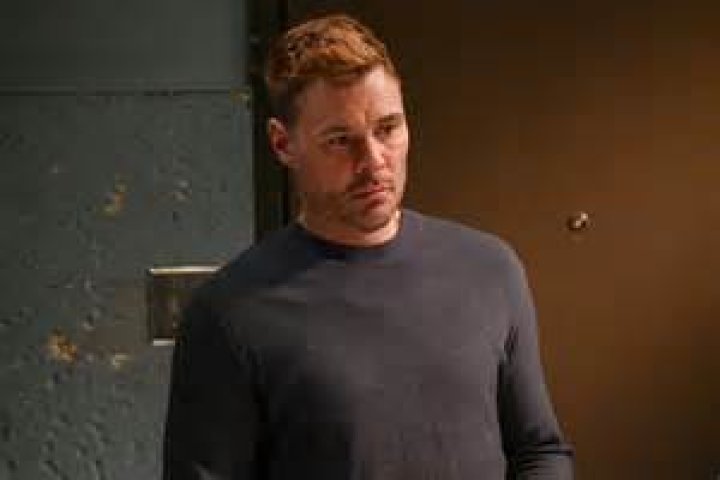 Patrick John Flueger Arm And Shoulder Injury Explained, What Illness Does He Have & Is He Leaving Chicago PD?