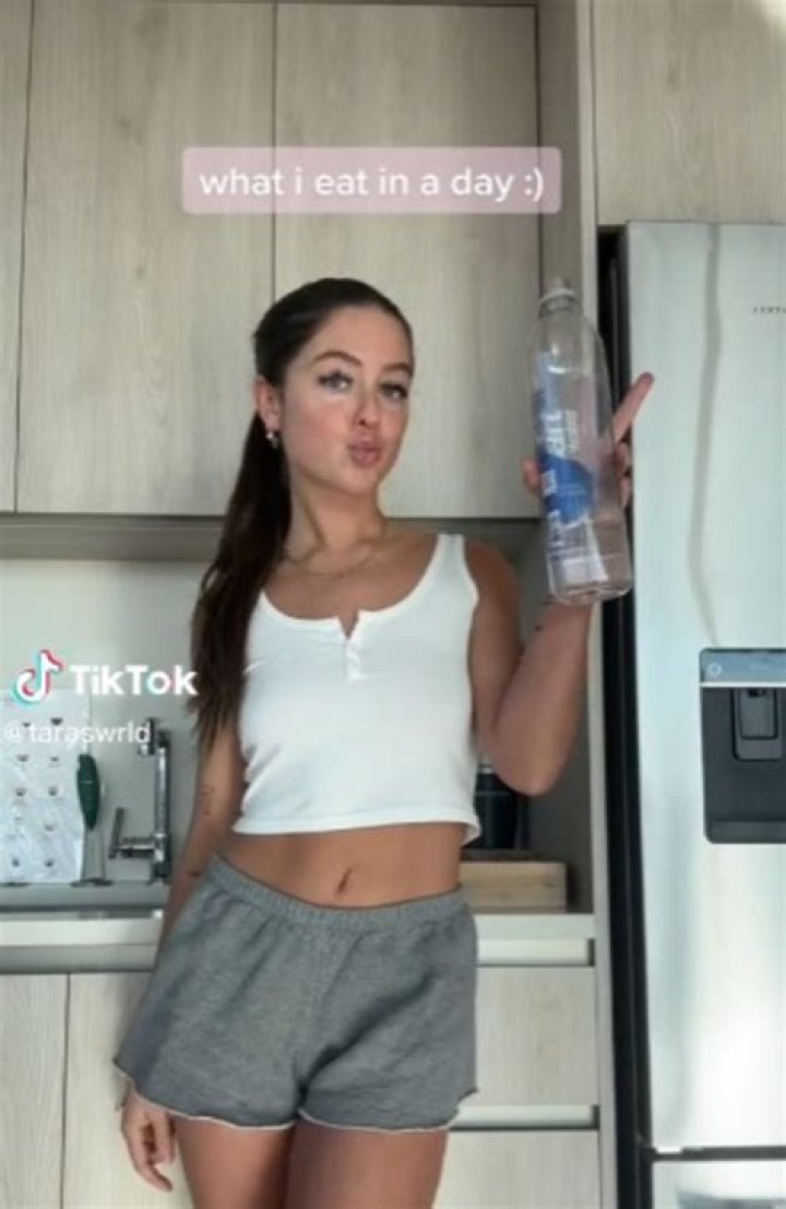 Taraswrld Itstaraswrld Onlyfans Video Leaked The Talks