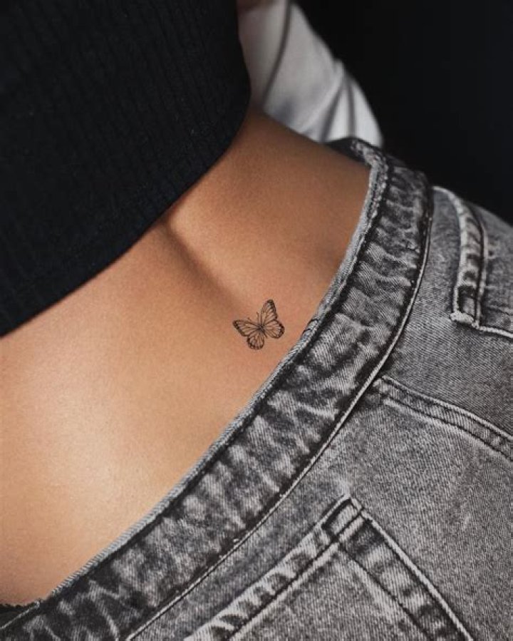 Tatuajes En La Cintura Para Mujer
