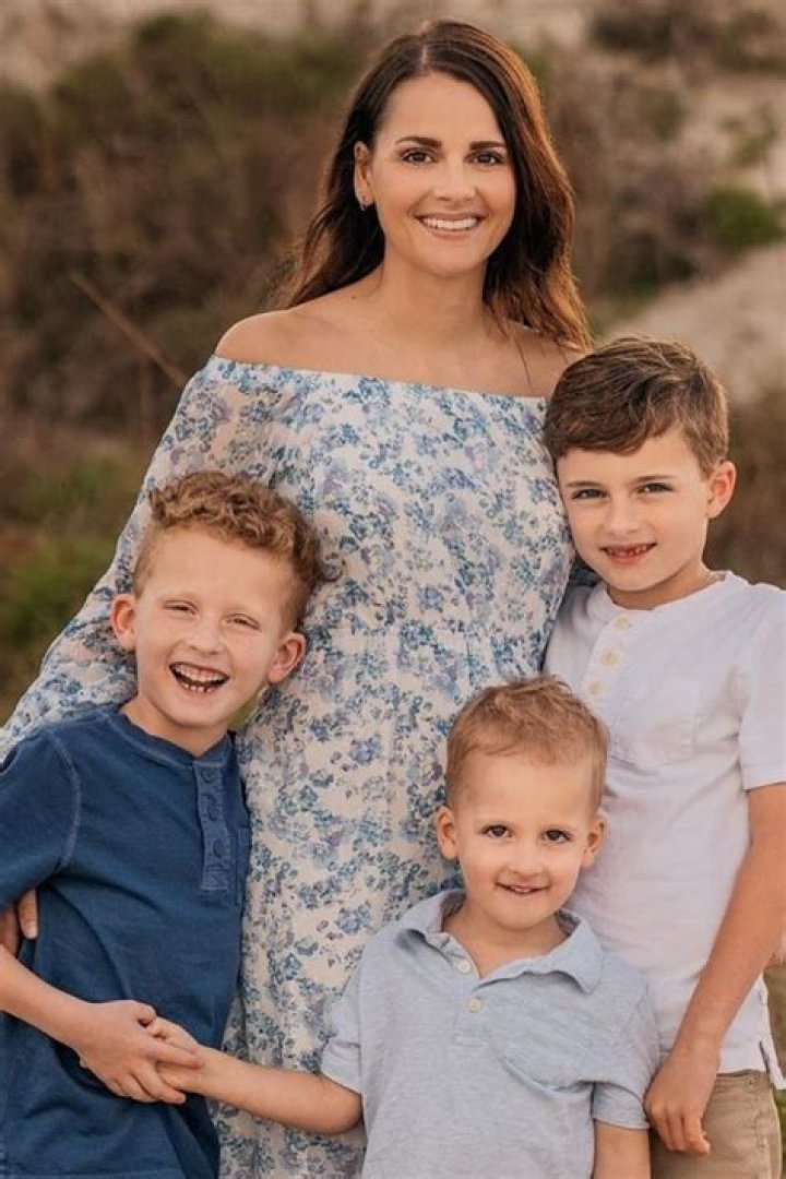 Three Children Foster, Sawyer And Wilder With Wife Tahnee