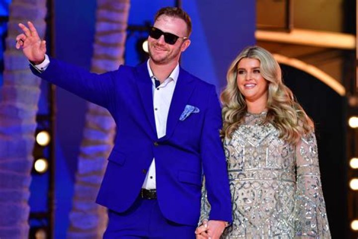 Uncover The Enchanting World Of Pete Alonso's Wife, Haley