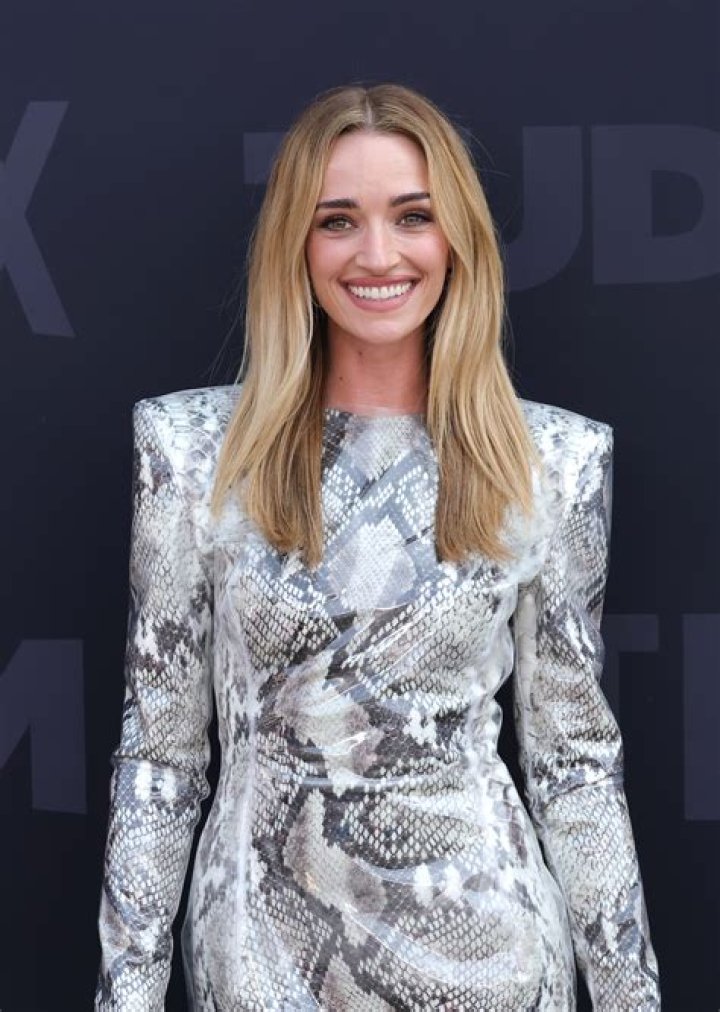 Unveiling The Bonds: Brianne Howey's Sibling Connections