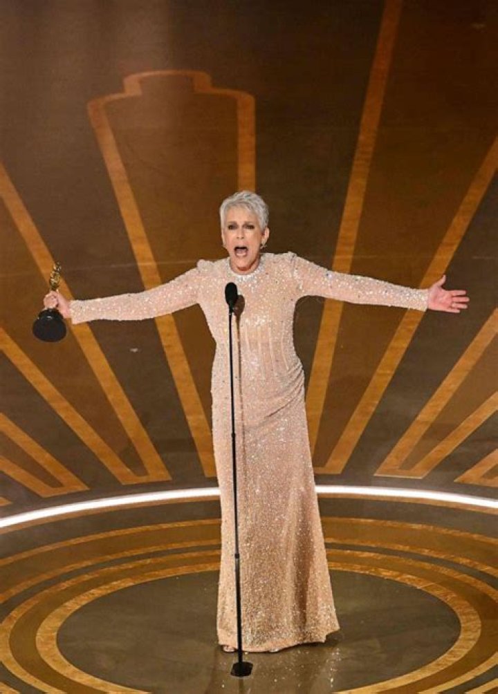 Unveiling the Height of Jamie Lee Curtis: A Comprehensive Review