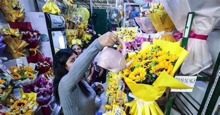 Unveiling The Symbolism Of Yellow Flowers On September 21