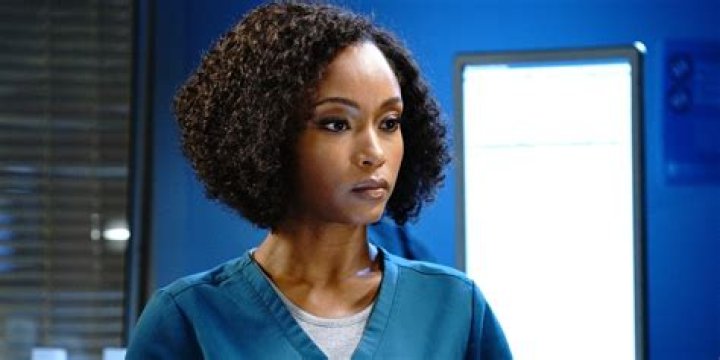 What happens to April in Chicago Med? Celebrity.fm #1 Official Stars, Business & People Netw |