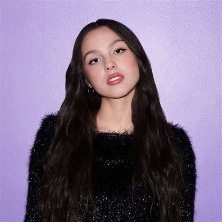 Where is Olivia Rodrigo from? Is she filipino? Olivia Rodrigo 41