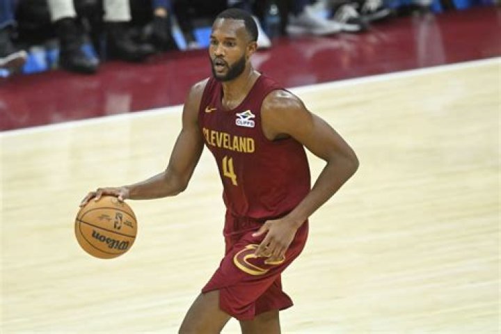 Who Are Evan Mobley Parents His Girlfriend Age