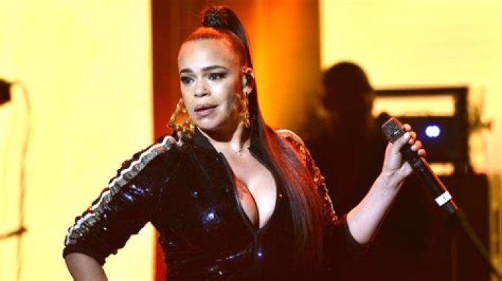 Who Are Faith Evans Parents? Father Richard Swain And Mother Helene Evans -The Bull Masked Singer
