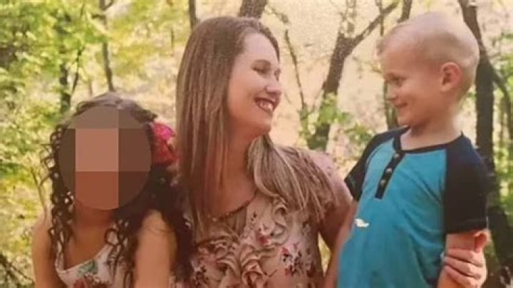 Who Is Zander Lyda Sister And Where Is She Now? |