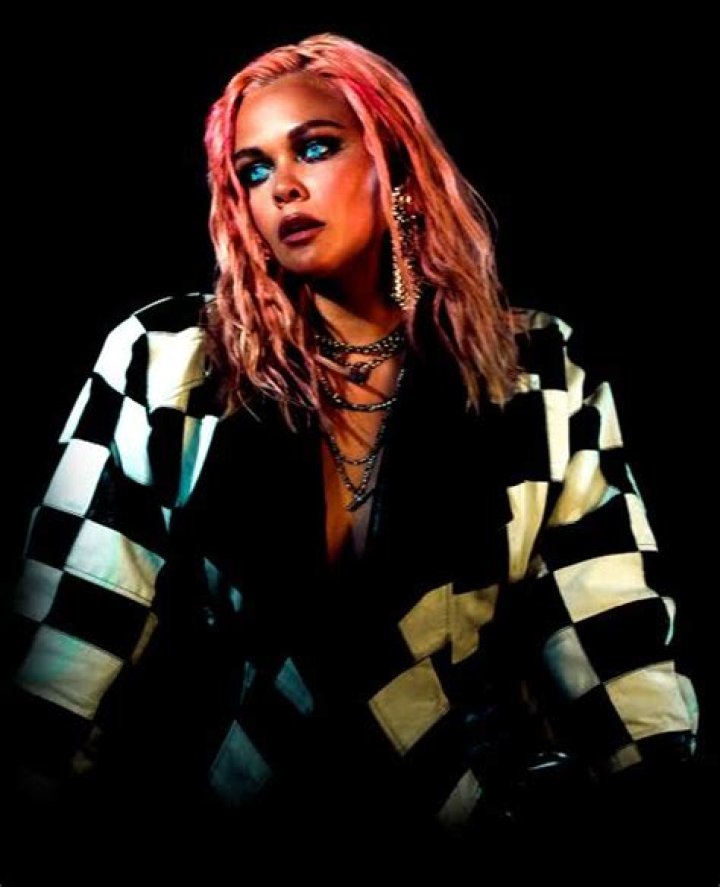 Wiki, Bio, Age, Net Worth, Songs